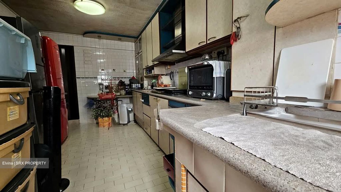 Blk 707 Hougang Avenue 2 (Hougang), HDB 5 Rooms #535518631